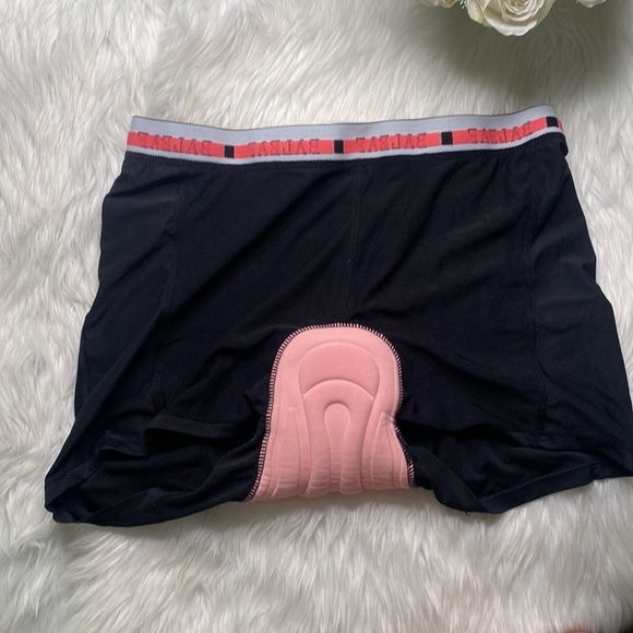Baleaf Padded Micro Bike shorts Size XL - Picture 4 of 6